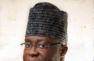 Senator Akanbi Kicks Against Marginalisation of Oyo APC Family by the Party’s National Secretariat