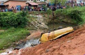 Petrol Tanker, Taxi Ditched in Ibadan Killing 4 Passengers, Others Injured