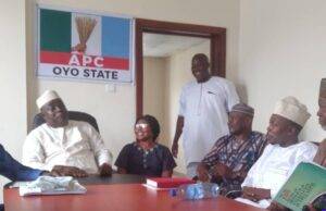 Oyo APC: Sadare Takes Oath of Office As Publicity Secretary. *Folarin, Olaniyan, Others Hail The Move