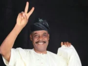 Senator Alli congratulates Oyo APC chieftain, Ibikunle on CBB appointment