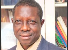 LAUTECH Dean of Students felicitates VC, Prof. Kalilu, on birthday anniversary