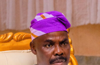 Folarin Hails Ibikunle as ‘Pillar of Unity’ in Oyo APC on Birthday