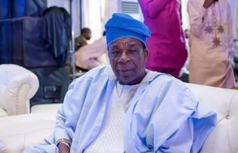 Folarin Celebrates Oyo APC Chairman Alake on Birthday